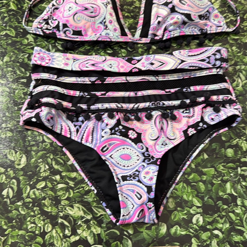 Paisley Bikini Set - Pink and Black - Picture 2 of 9